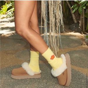 NWOT Uggs Disquette Platform Slipper Slide On shoes